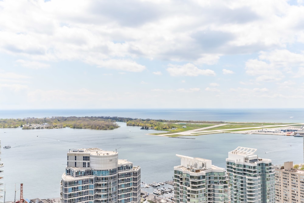 Atlantis Furnished Suites - York Street - Image 1