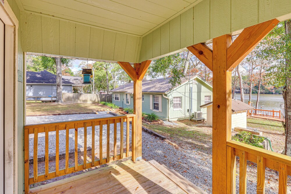 Private Dock + Fire Pit: Gantt Lake Getaway!