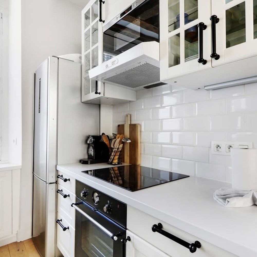 Classy Bourgeois Chic 2 Bedroom Apt in Le Marais