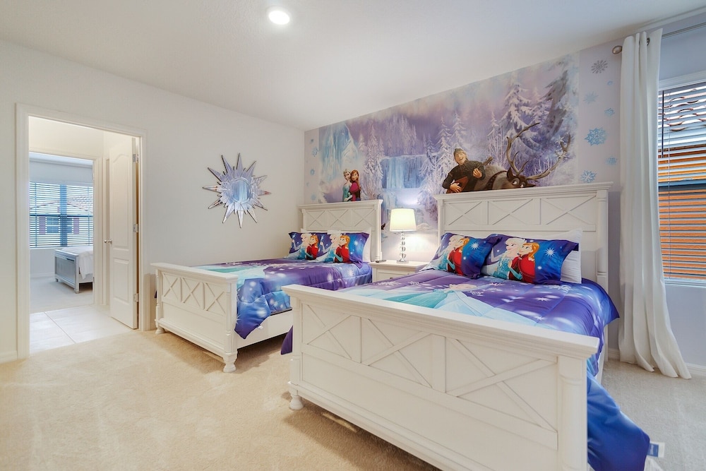 5264oba- Solterra Gated Resort 7 Bedroom Home