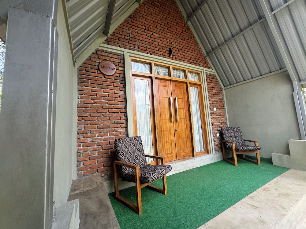 Steps Garden Resort