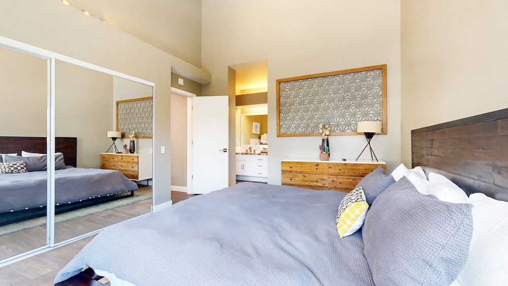 Snowcreek V #888 3 Bedroom Condo
