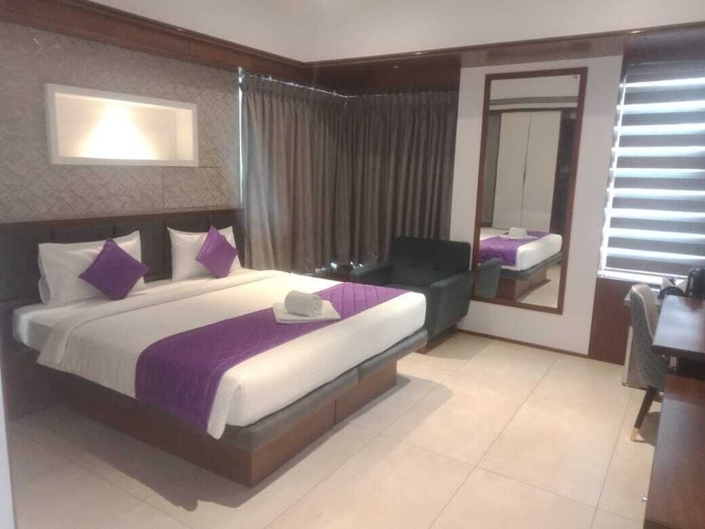 SRS Suite