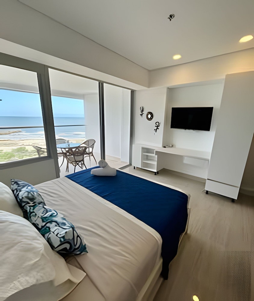 CARTAGENA BEACH 716