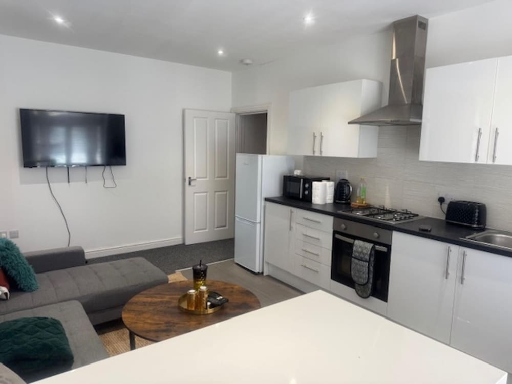 Lewisham - Apartment - Sleeps 5 - 93ws