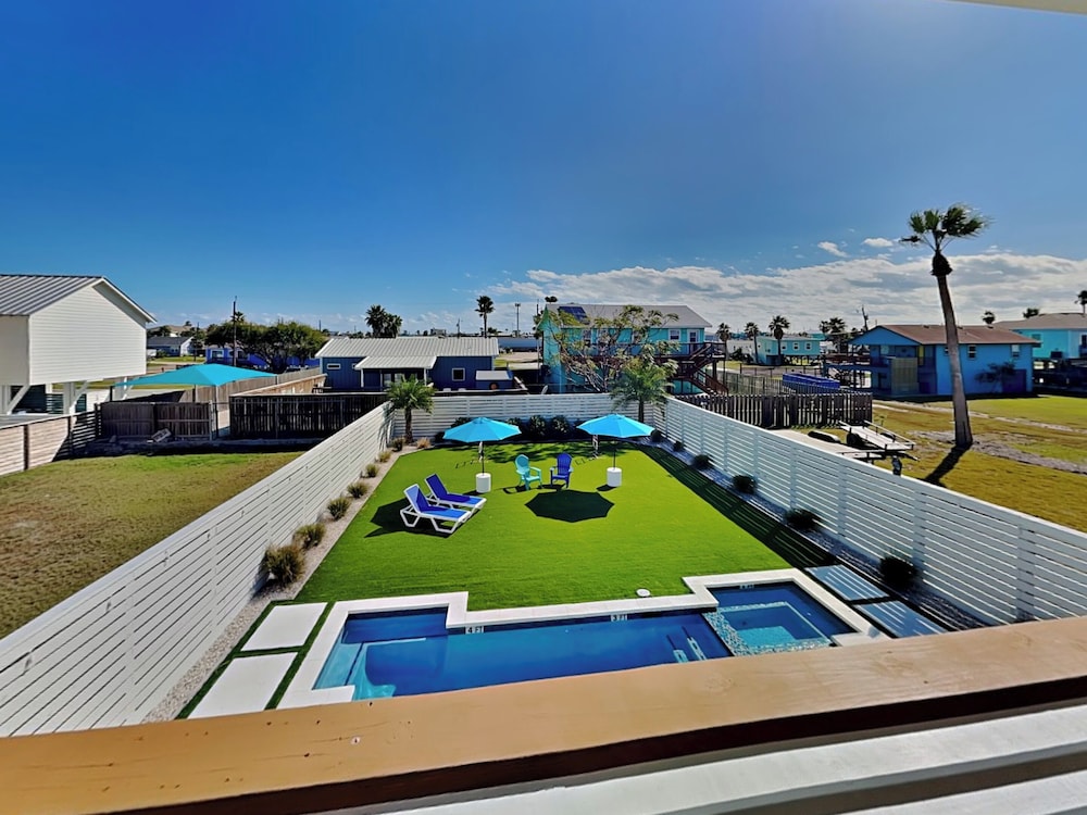 Glory Daze by Silver Sands Vacation Rentals