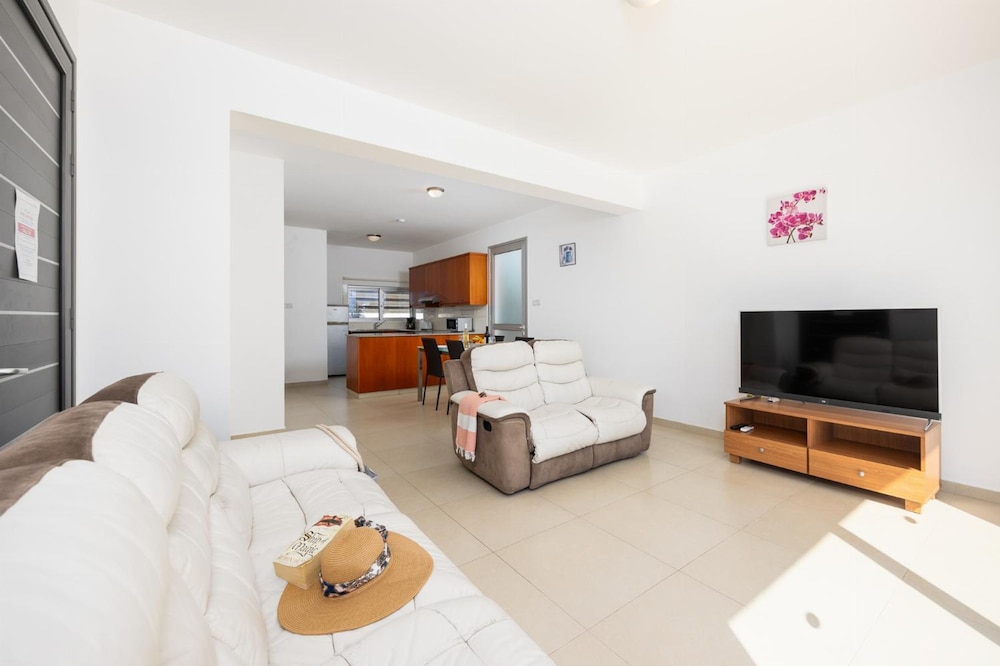 Villa Coral Bay 9 in Peyia