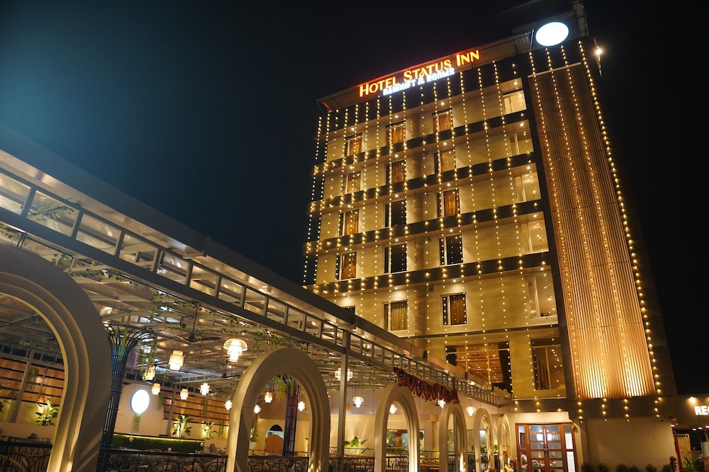 Hotel Status Inn