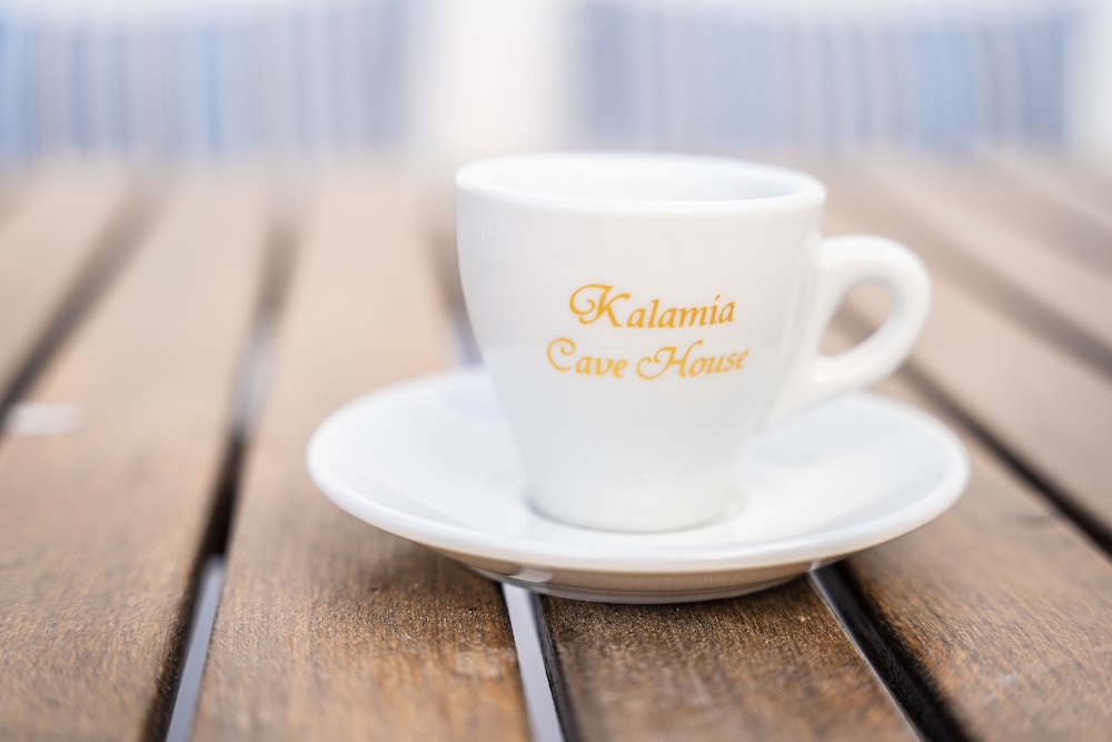 Kalamia Cave House