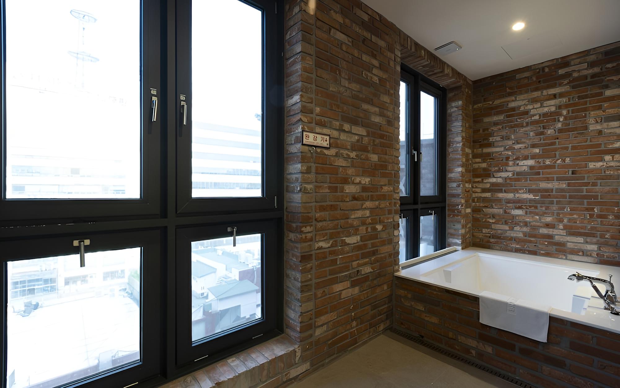 Yongin Brown Dot Yongin Branch