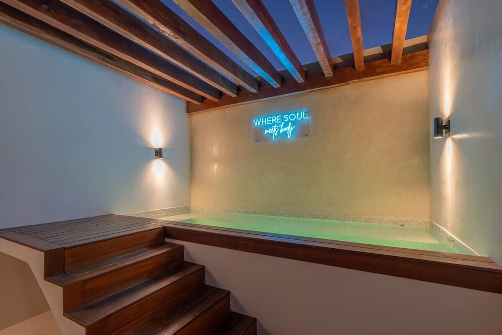 Karanda by Beach Please Tulum