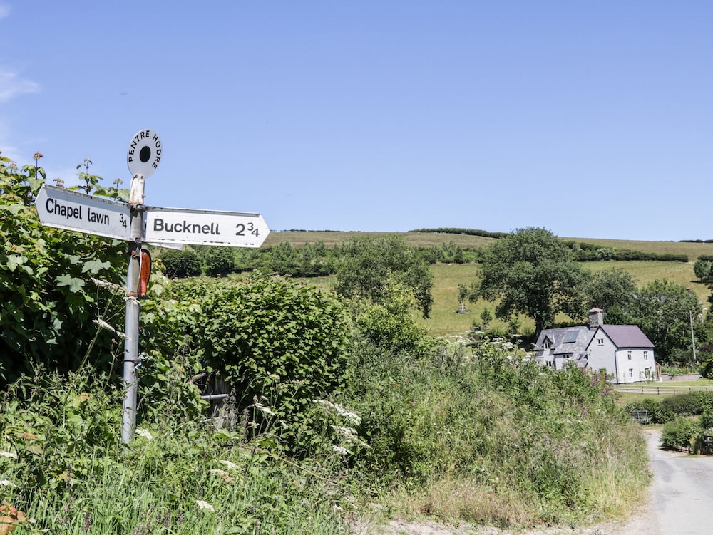 Lower Hodre