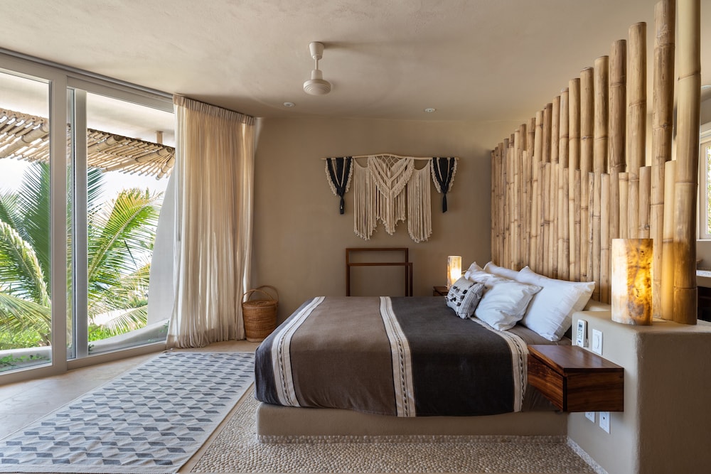 Punta Majahua Condos