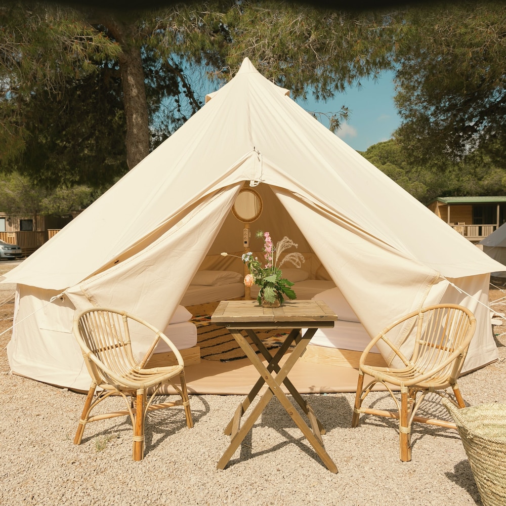 HolaCamp Sitges Garrofer