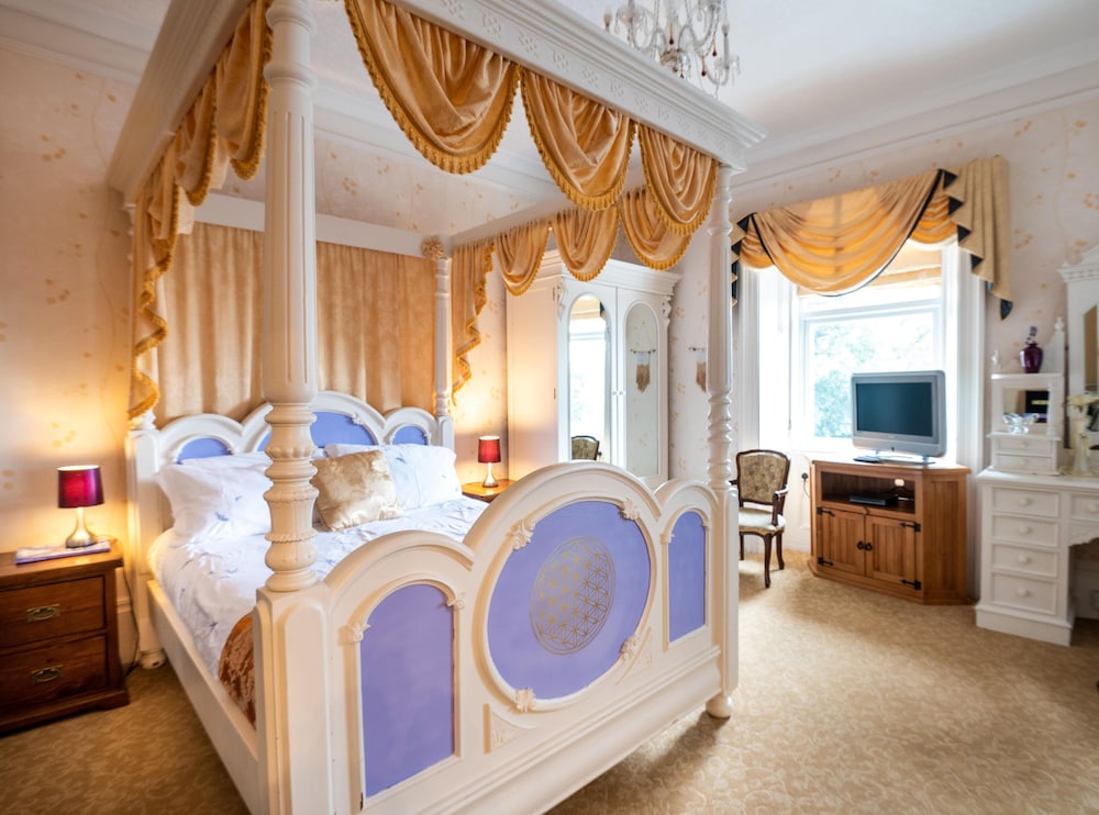 Enchanted Manor