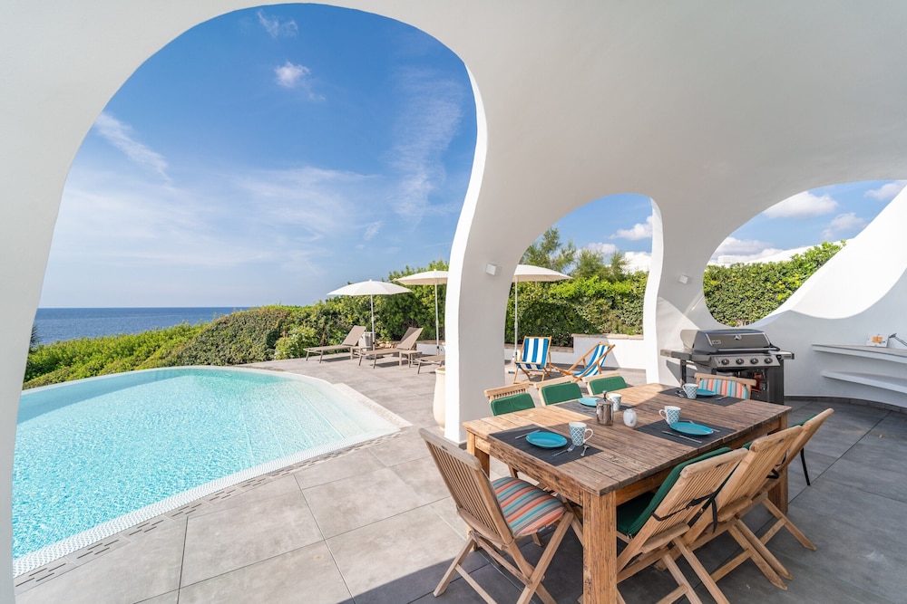 Villa Gaudina - Villa With Private Pool. Free Wifi