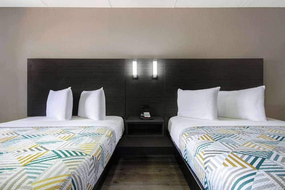 Motel 6 San Antonio, TX - Northwest Medical Center