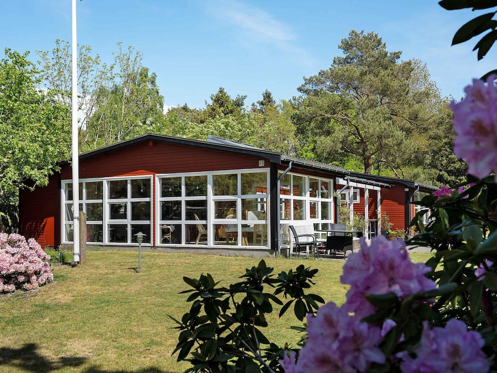 5 Star Holiday Home in Aakirkeby