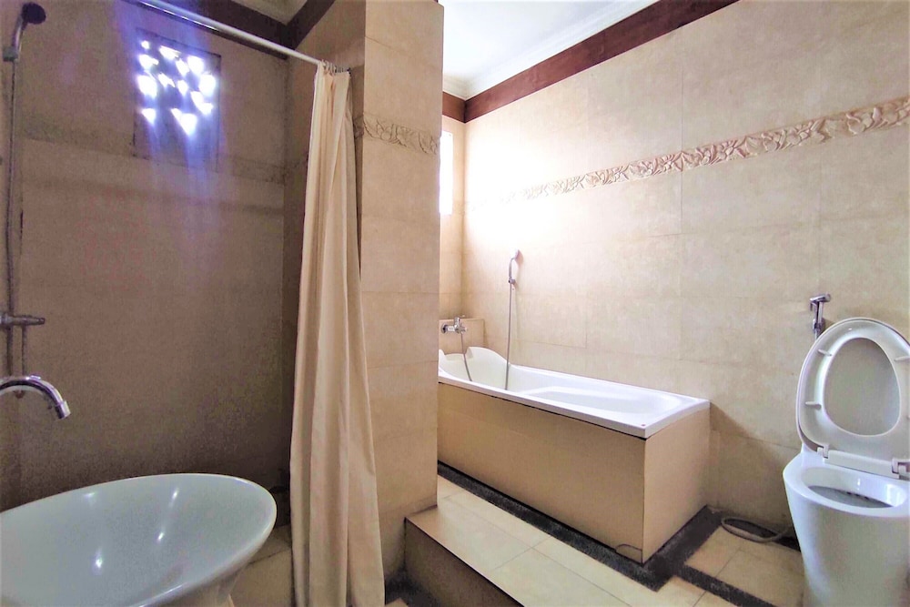 Klungkung Tower Hotel