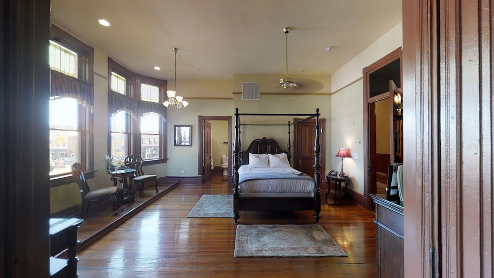 The Fitzpatrick Hotel