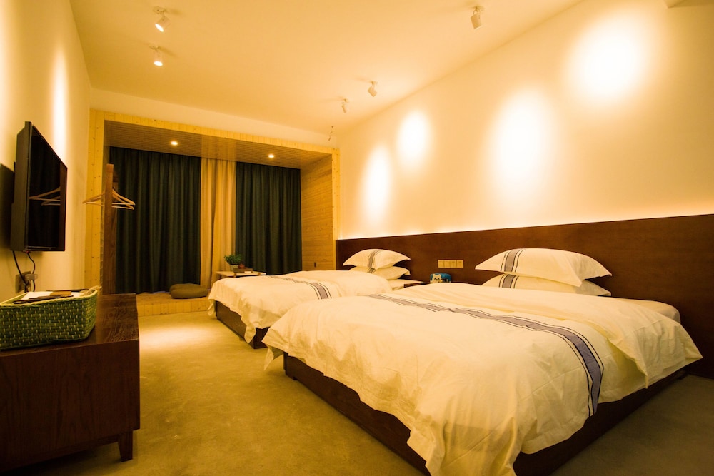 Jingshuihuajian Boutique Inn