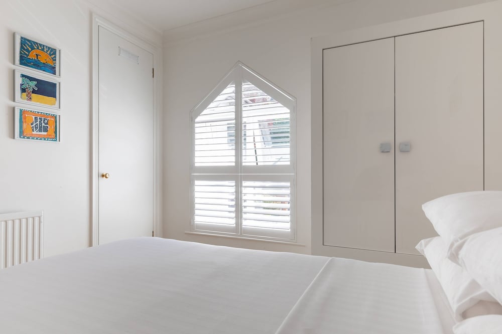 West Heath Road by Onefinestay view 4
