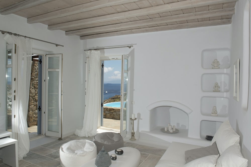 Villa Ammonite