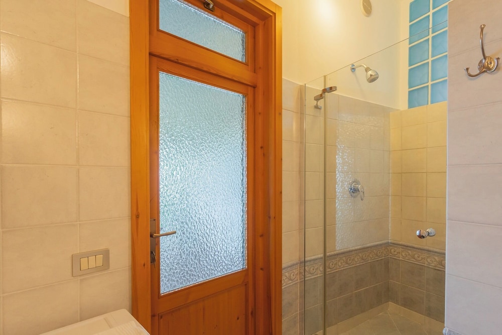 Simon's Apartment With Amazing View by Rent all Como