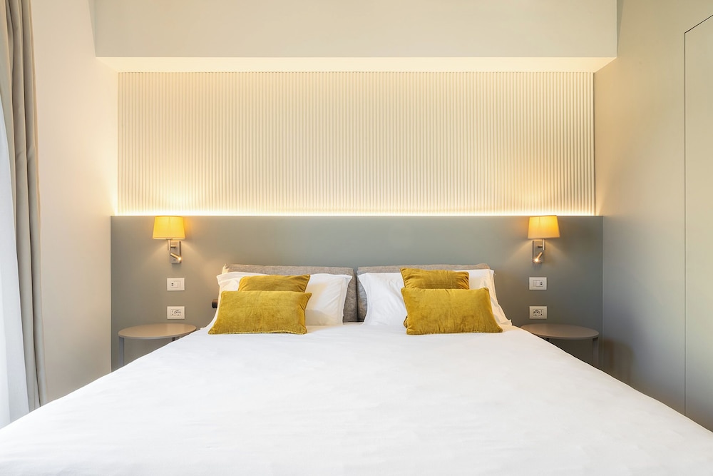 KARALIN SONNINO SUITES