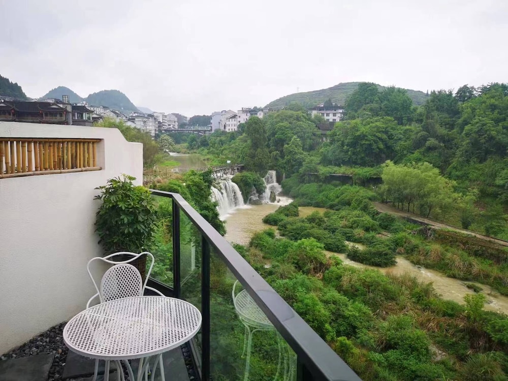 Jingjing Home Inn No. 372 Furong Town