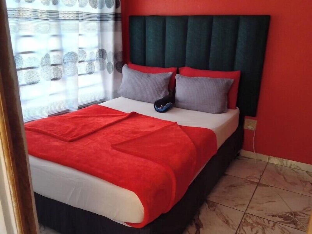 Neo & ruks guest house goodwood