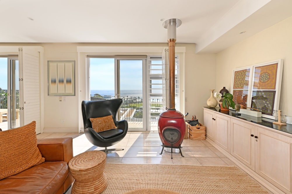 Elegant Camps Bay Eco Pool Sauna Views