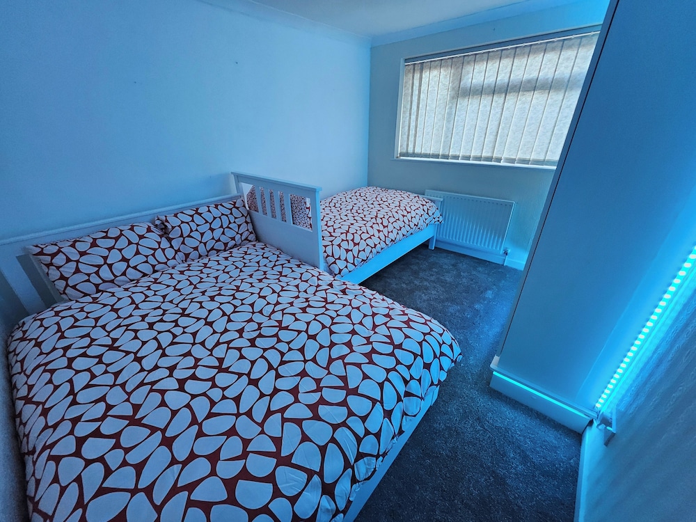 Stay,work, Relax Ideal for Crews and Long Stays