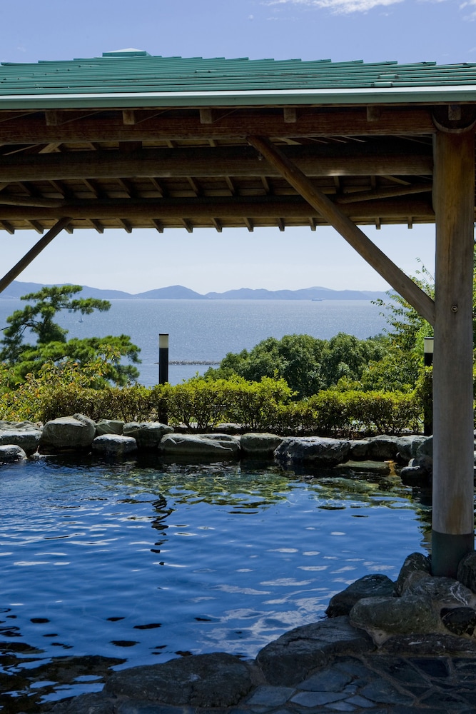 Miya Onsen Higaki Hotel