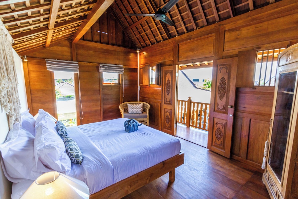 Villa Hana by Alfred in Bali view 4