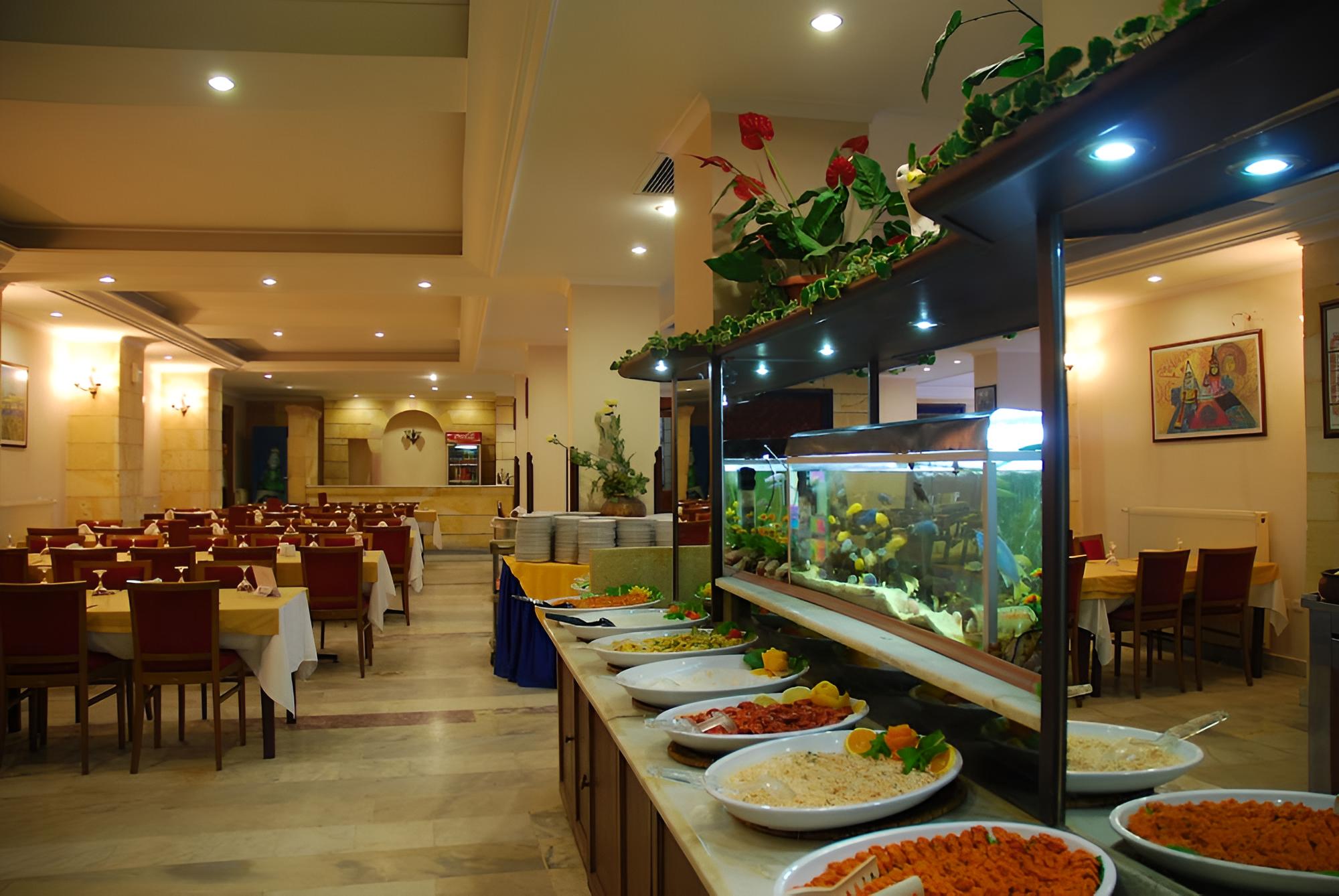 Tassaray Hotel
