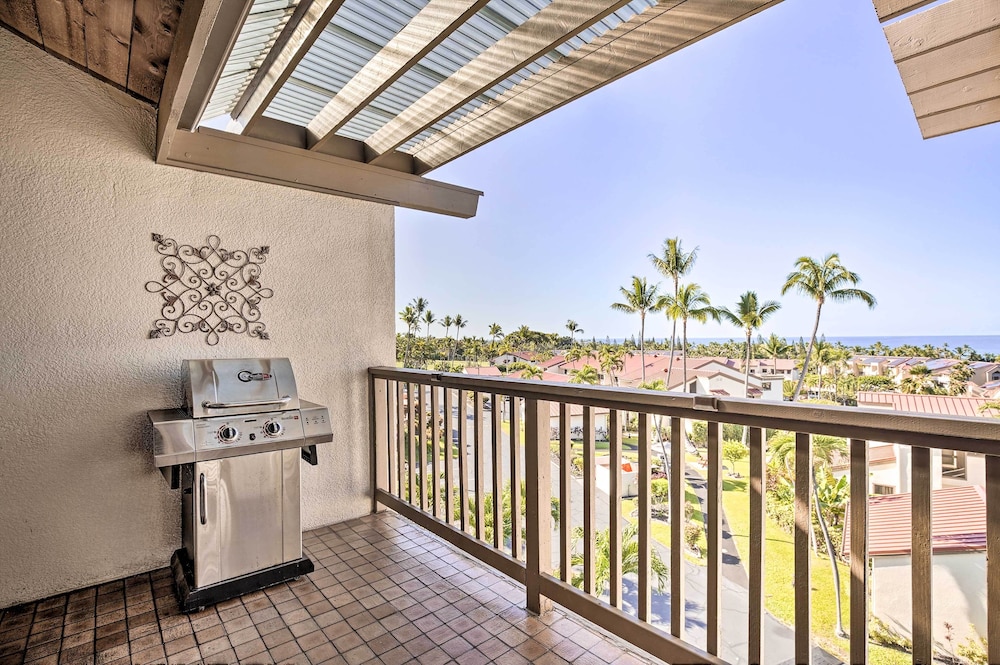 Kailua-kona Condo w/ Resort Amenities Access!