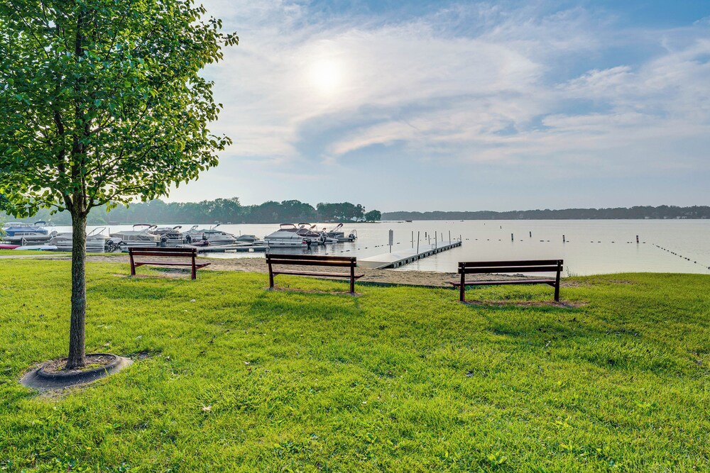 Powers Lake Gem: Peek-a-boo Views & Beach Access