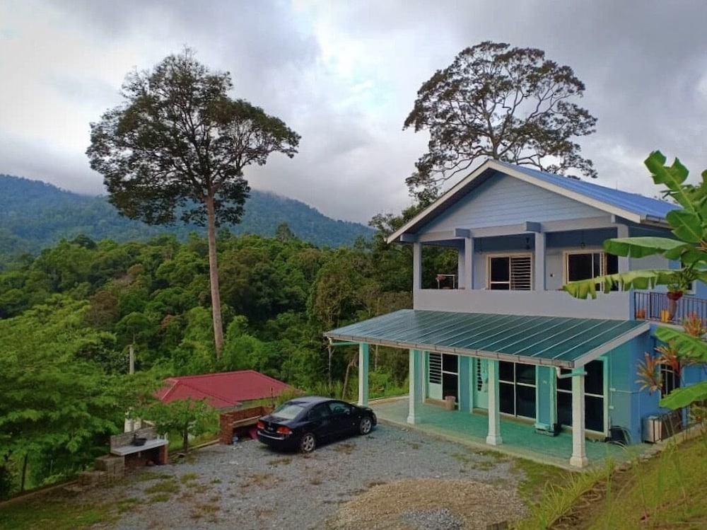 Hotel Nana's Homestay - Image 1