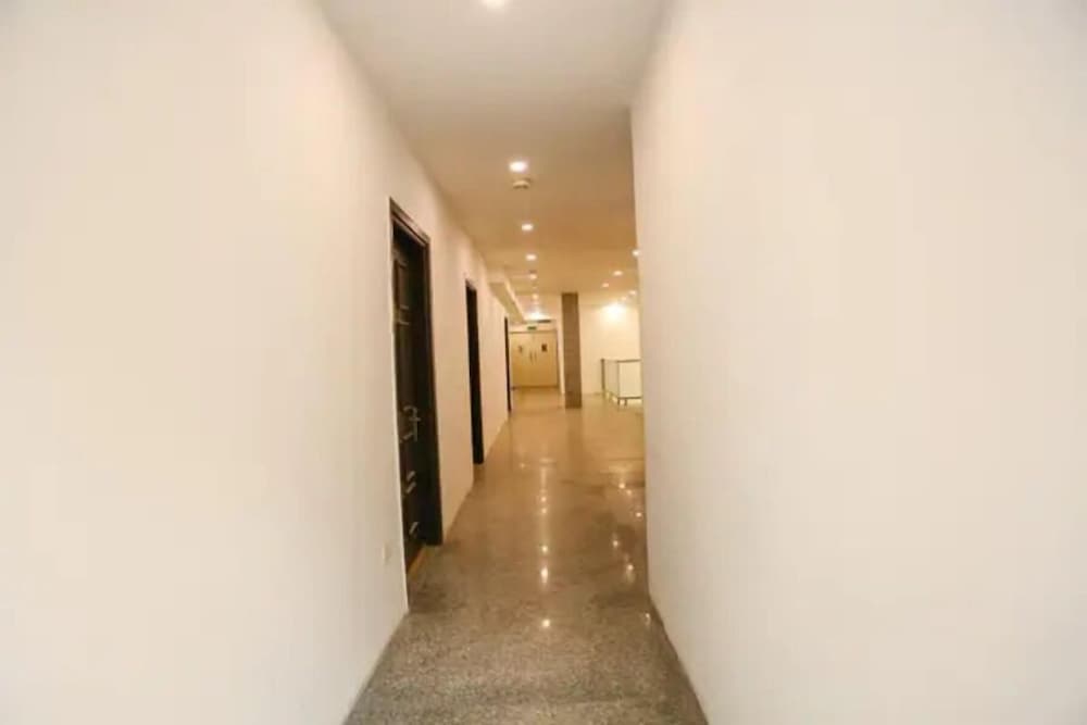 Fabhotel Bd Palace