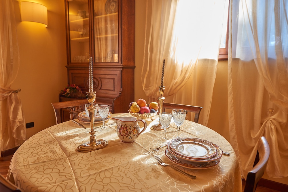 Villa Pali en Marsciano — dining