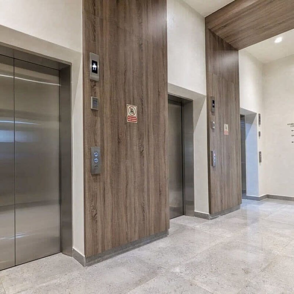 w Wonderful 1BR in San Francisco With Balcony