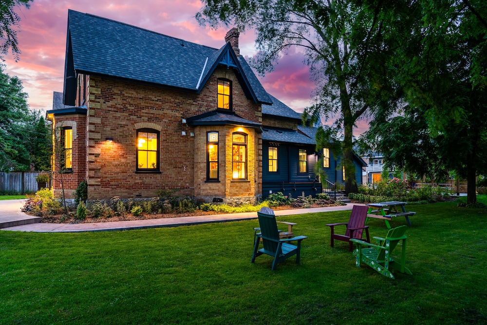 Somewhere Inn Collingwood Boutique Hotel 31