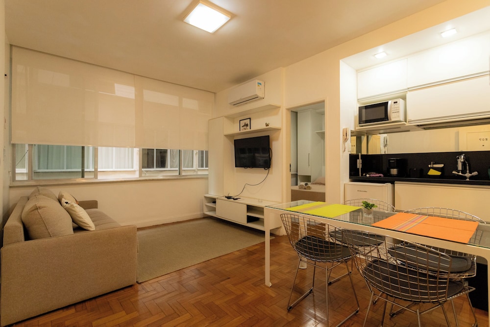 SUH Copacabana 110 Beach Plus