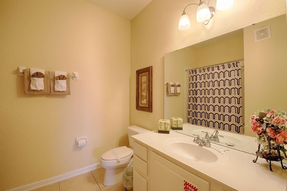 5048 Vista Cay