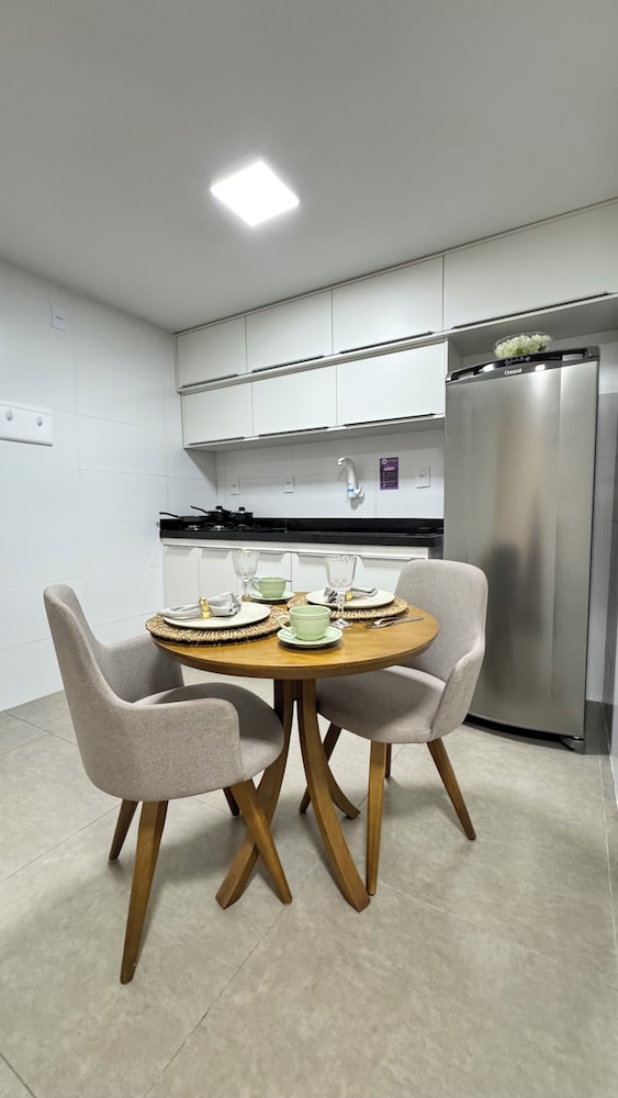 FLAT VIP SOLON MANAIRA