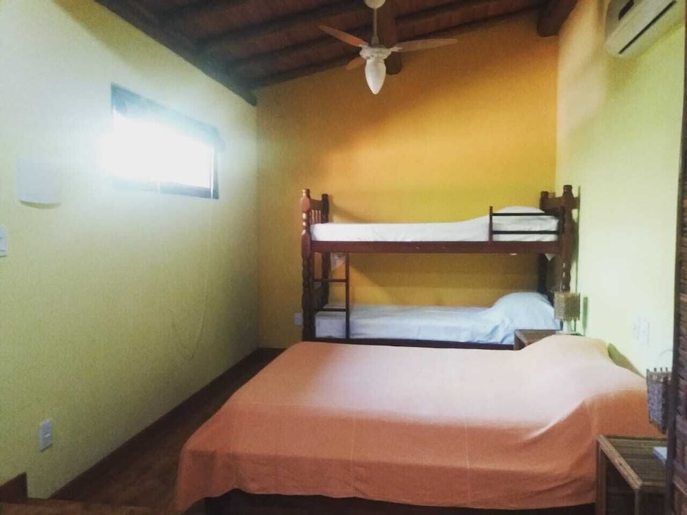 Casa de Temporada 4 Coqueiros, 16 Hóspedes, Piscina, 4 Suítes e Churrasqueira em Itacaré Bahia view 4