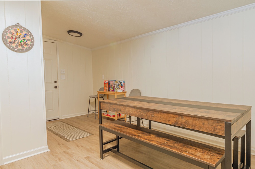 The Columbus Collective 4Bed with games