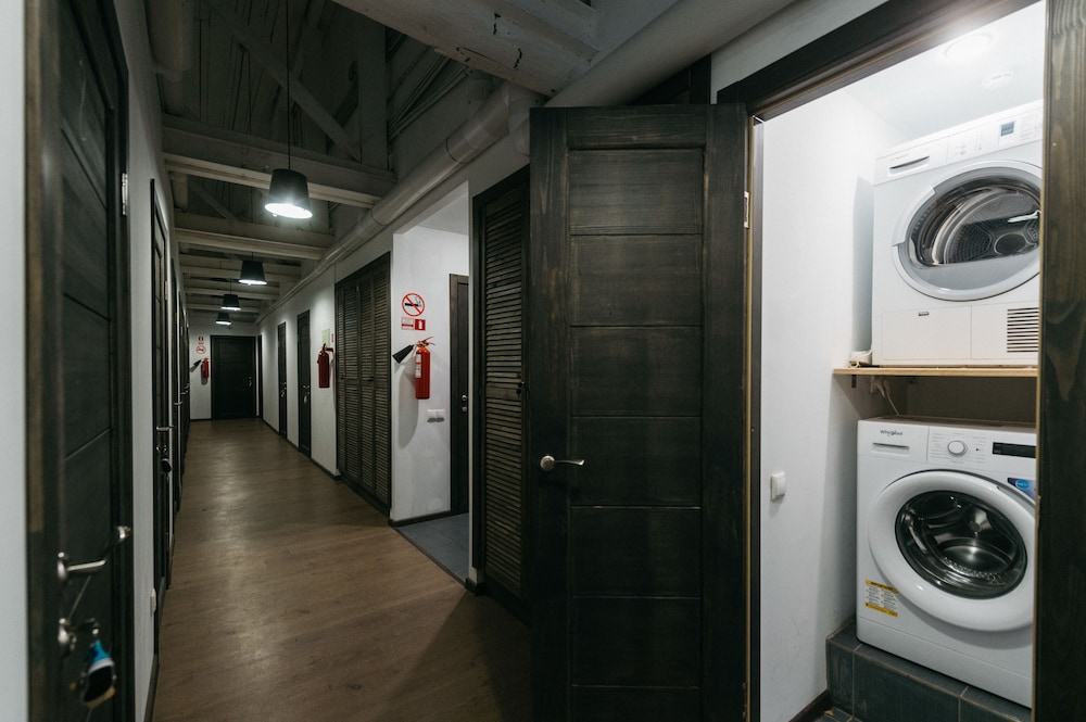 Keds Hostel & Coffee house