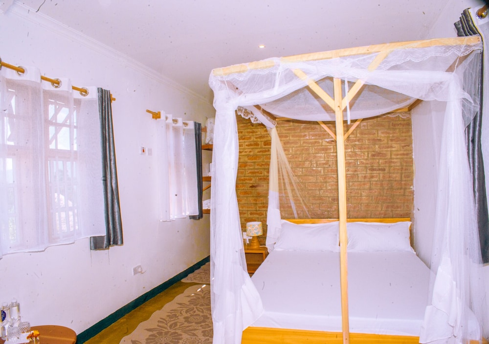 Aika Sunrise Treetops Home